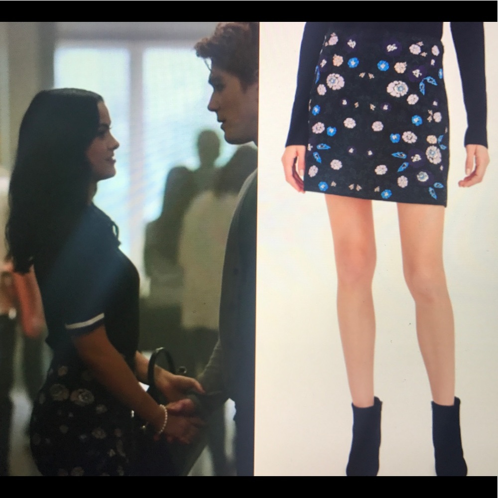 Club Monaco floral printed mini skirt